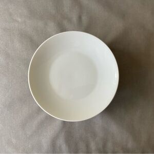 Rosenthal White Porcelain Bread and Butter Plates Classic Modern White 12 avail